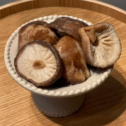 統級茶菇（300 克,約46-50粒）