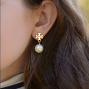 Tory Burch Drop Imitation Pearl 耳環