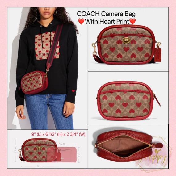  [美國代購] COACH Camera Bag In Signature Canvas With Heart Print