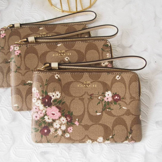 Coach Wristlet 美國地區限定??特別版印花??