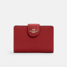 [美國代購] COACH Medium Corner Zip Wallet - COLOR: Gold/1941 Red